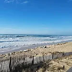 Sur Golf Avec Piscine Chauffee A Lacanau-ocean